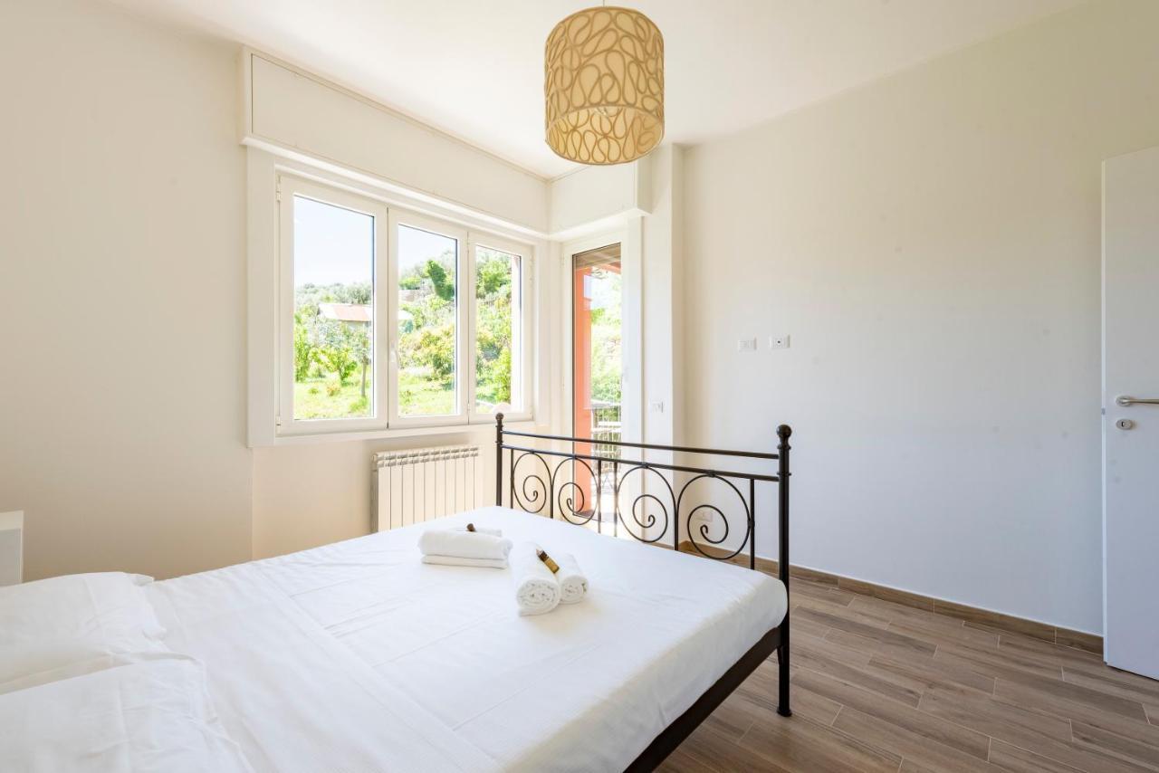 Joivy Lele Apartment With Swimming Pool Rapallo Buitenkant foto